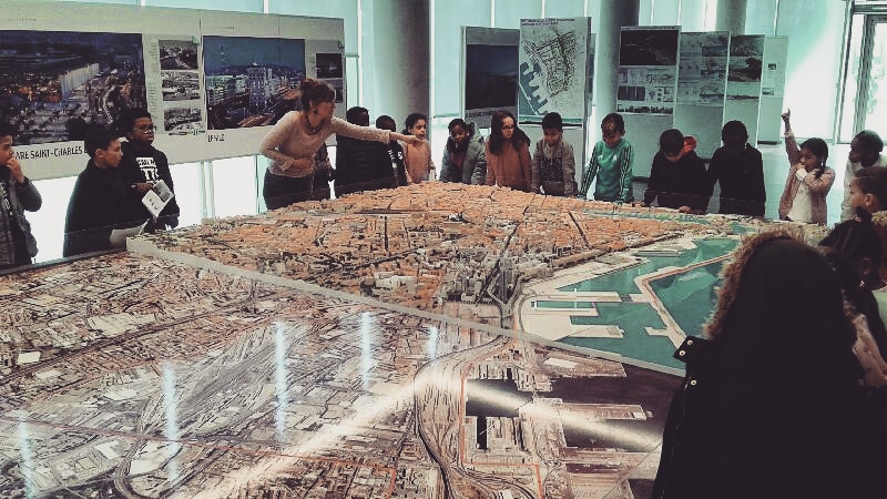 Visite guidée pour les groupes scolaires à Marseille